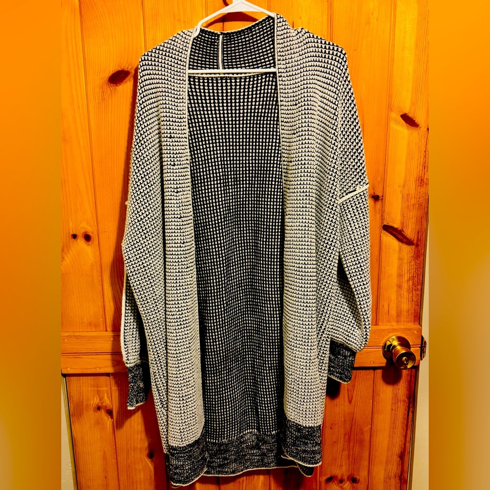 Viral Reversible Cardigan